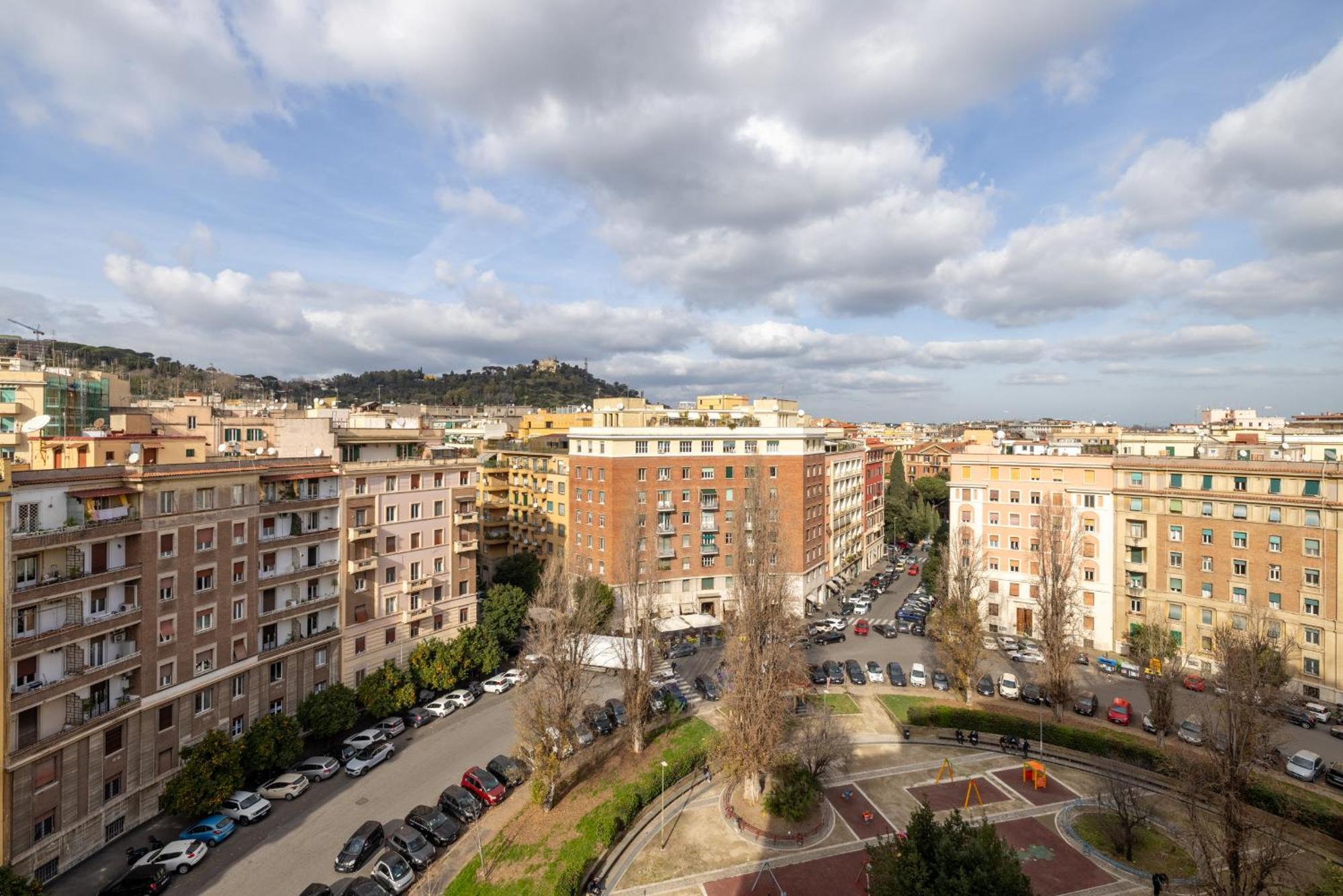 Top Floor Apt With Rooftop Terrace Near St. Peter Roma Dış mekan fotoğraf